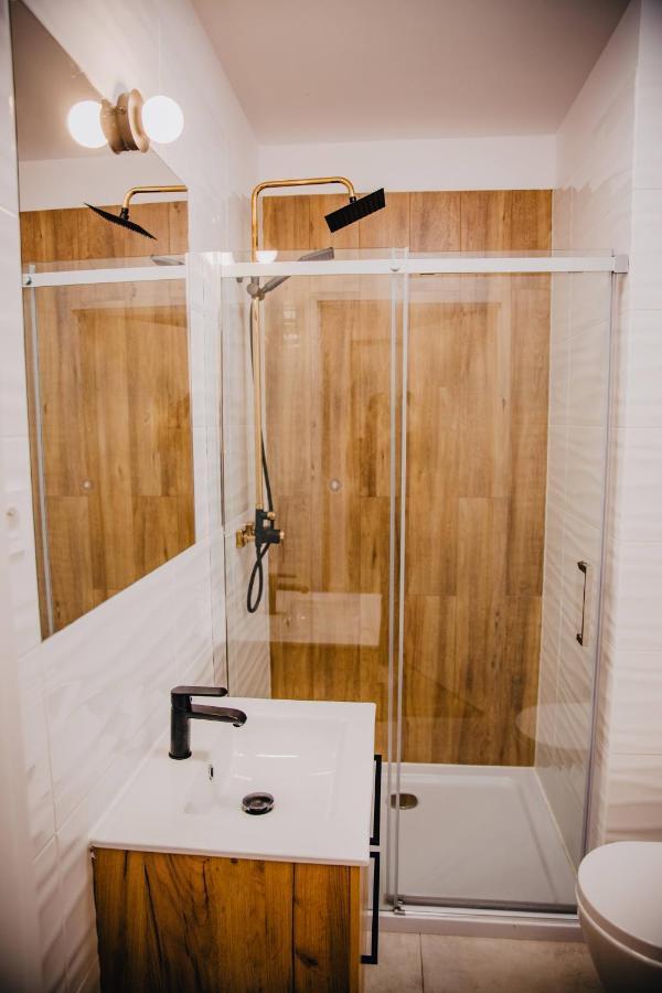 Jbhotels Apartament Premium Plus Szczecin Bagian luar foto